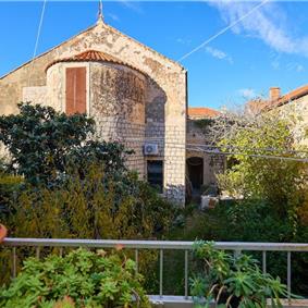 Split Level Studio Apartment Dubrovnik Old Town, Sleeps 2